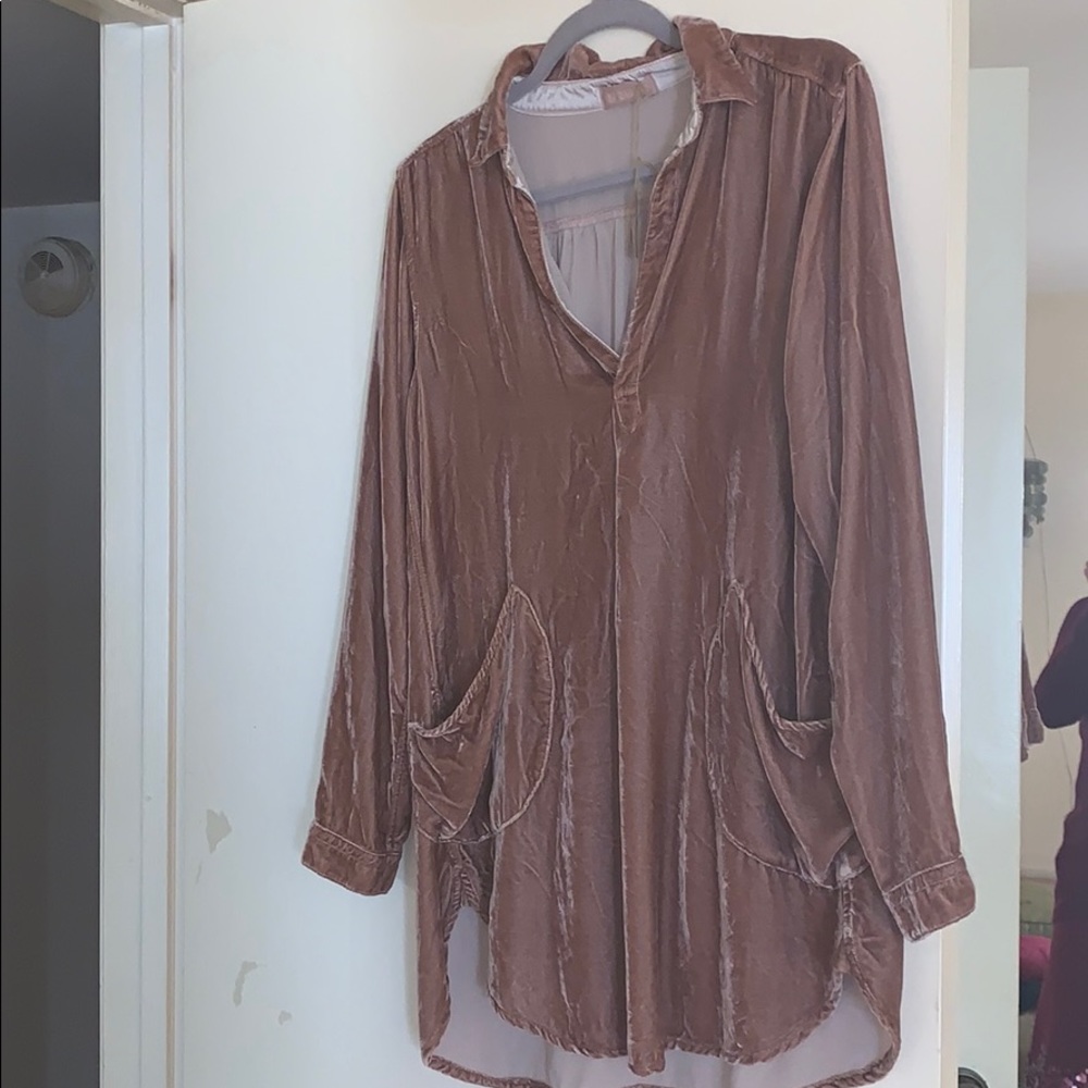 CP shades velvet blouse